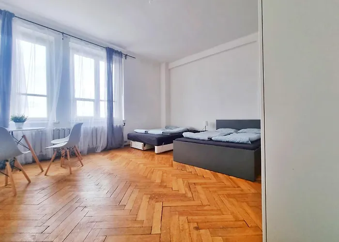Nice Room In Old Town
